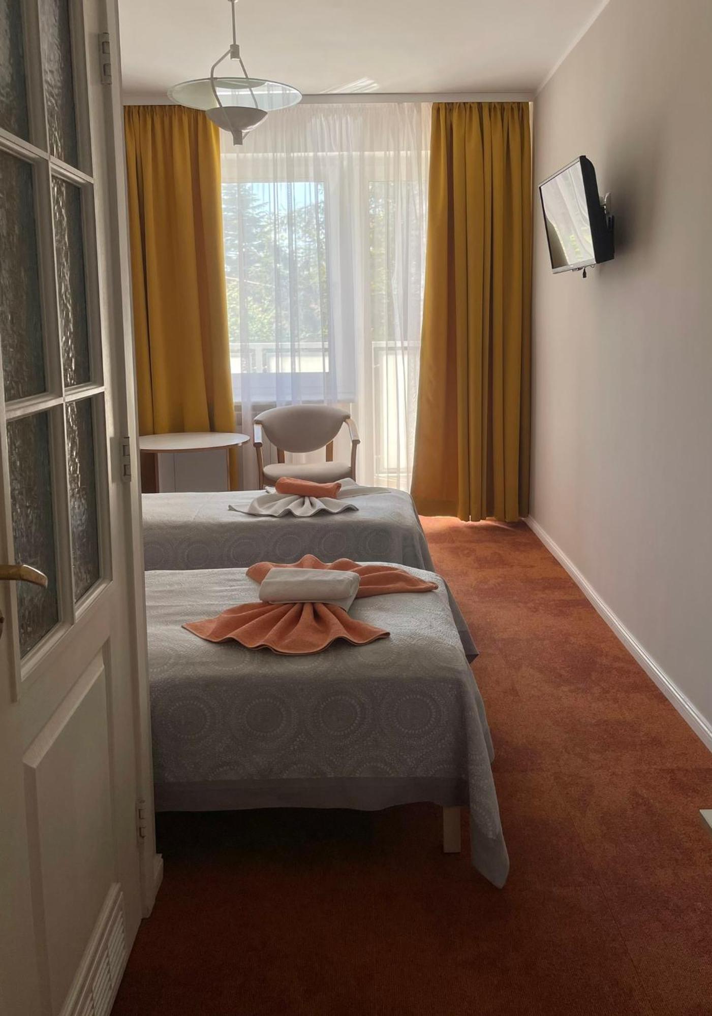 Bed and Breakfast Damroka Леба Экстерьер фото