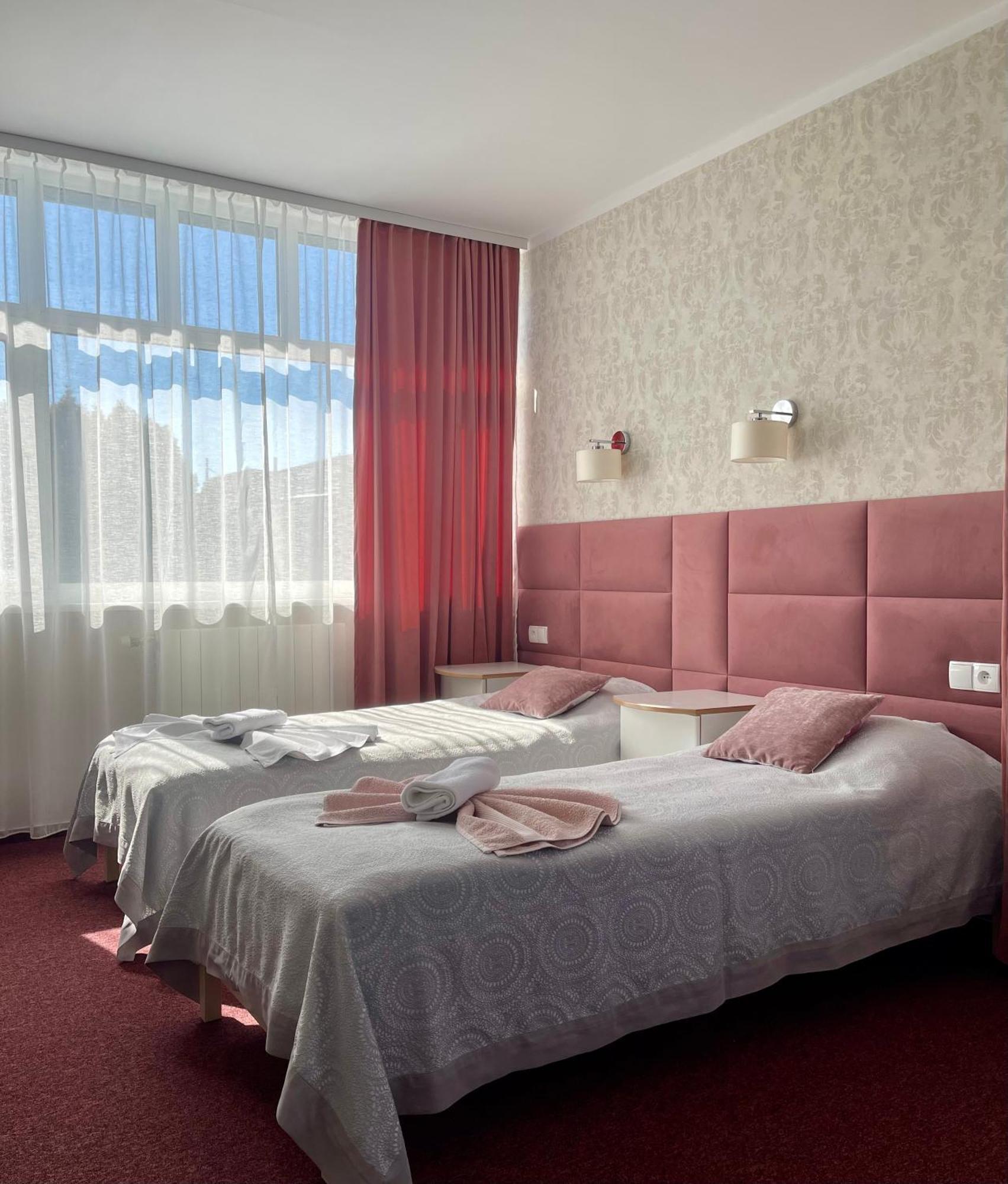 Bed and Breakfast Damroka Леба Экстерьер фото